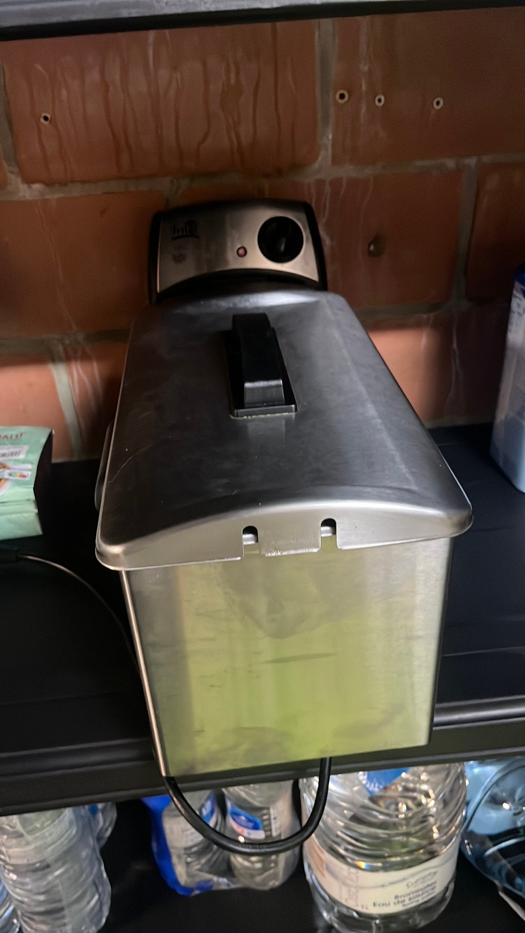 Frituur Fritel, Elektronische apparatuur, Frituurpannen, 3 tot 4 liter, Ophalen, Gebruikt, Uitneembare binnenpan