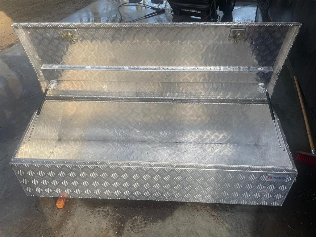 Aluminium materiaalkist, Ophalen, Nieuw