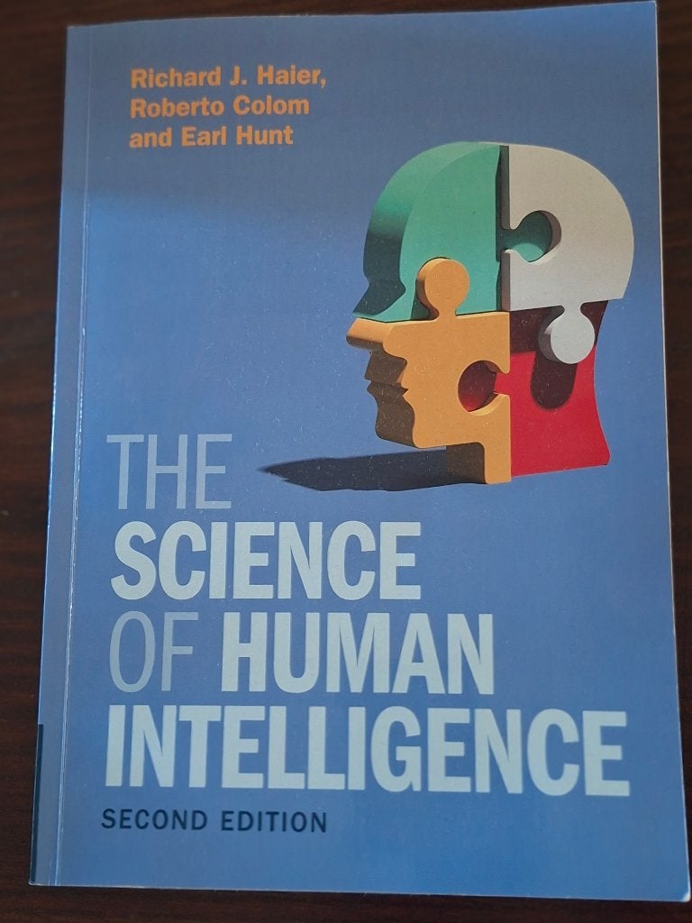 The Science of Human Intelligence, Boeken, Studieboeken en Cursussen, Ophalen, Gelezen, Hoger Onderwijs, Richard Haler, Roberto Colom and Earl Hunt