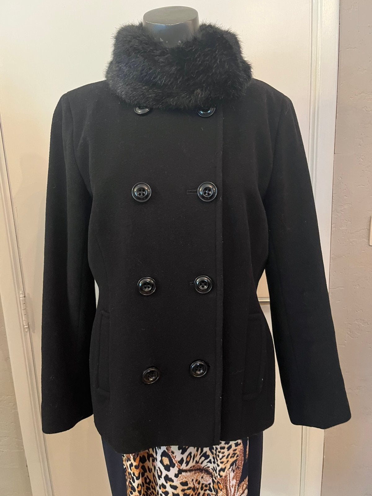 Manteau court en laine de haute qualité en cachemire, Enlèvement ou Envoi, Comme neuf, Taille 42/44 (L)