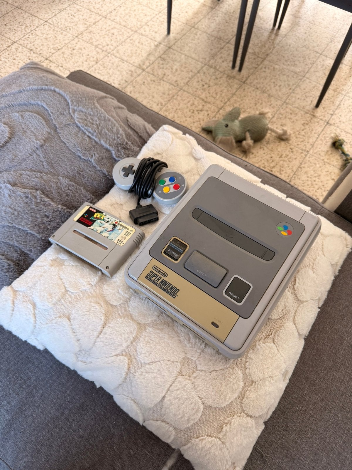 Super Nintendo complète + manette + jeu – Console rétro, Consoles de jeu & Jeux vidéo, Enlèvement ou Envoi, Comme neuf
