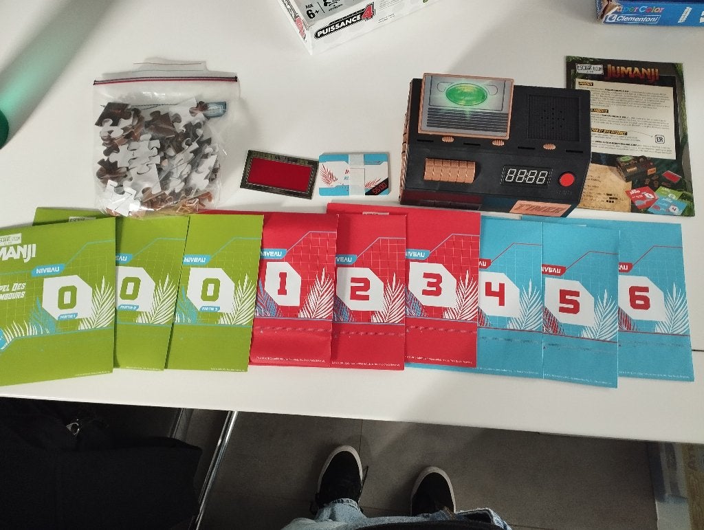 Jumanji ontsnappingsspel, Drie of vier spelers, Ophalen of Verzenden, Zo goed als nieuw, Escape room le jeu