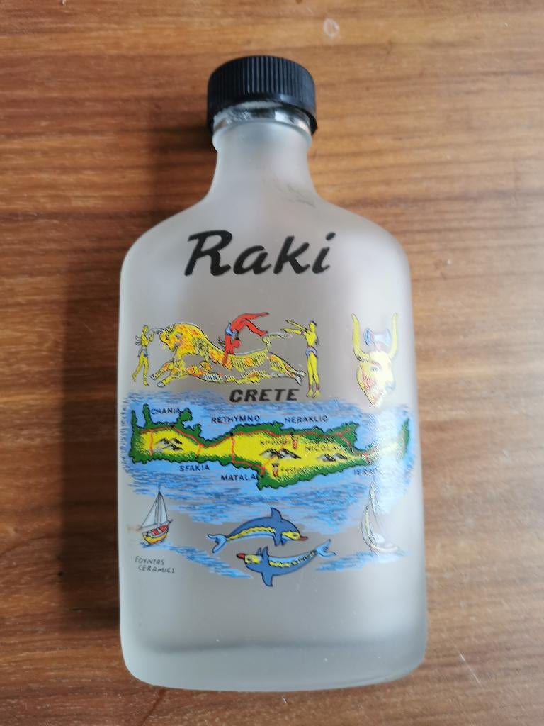 Leeg raki flesje uit Kreta. 200 ml. Tsikoudia., Ophalen of Verzenden, Zo goed als nieuw, Flesje(s), Overige merken