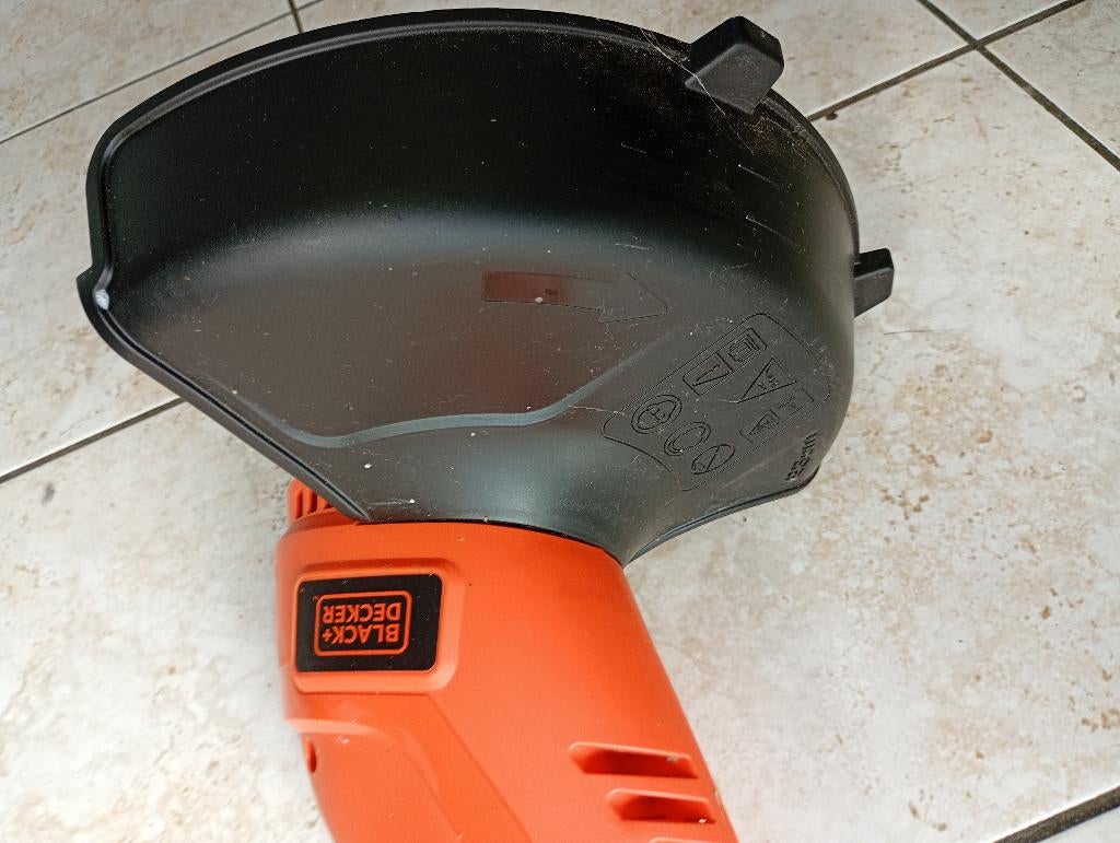 Grasteimmers/kantmaaier, Jardin & Terrasse, Coupe-bordures, Moins de 10 cm, Électrique, Comme neuf, Black & Decker