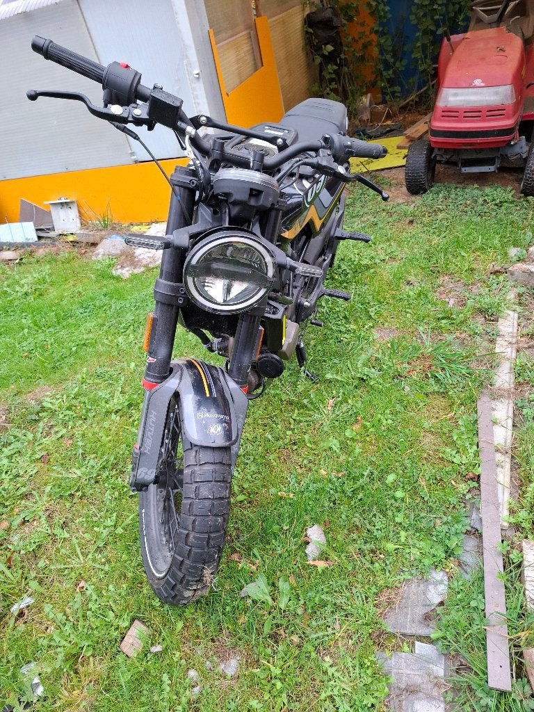 Husqvarna, Permis Moto A1 minimum, Autre, 1 cylindre, Manuelle