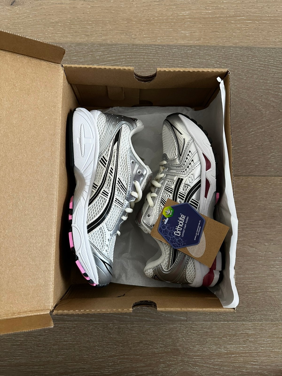 Asics Kayano 14 rose, Vêtements | Hommes, Chaussures, Neuf, Enlèvement ou Envoi, Blanc, Baskets