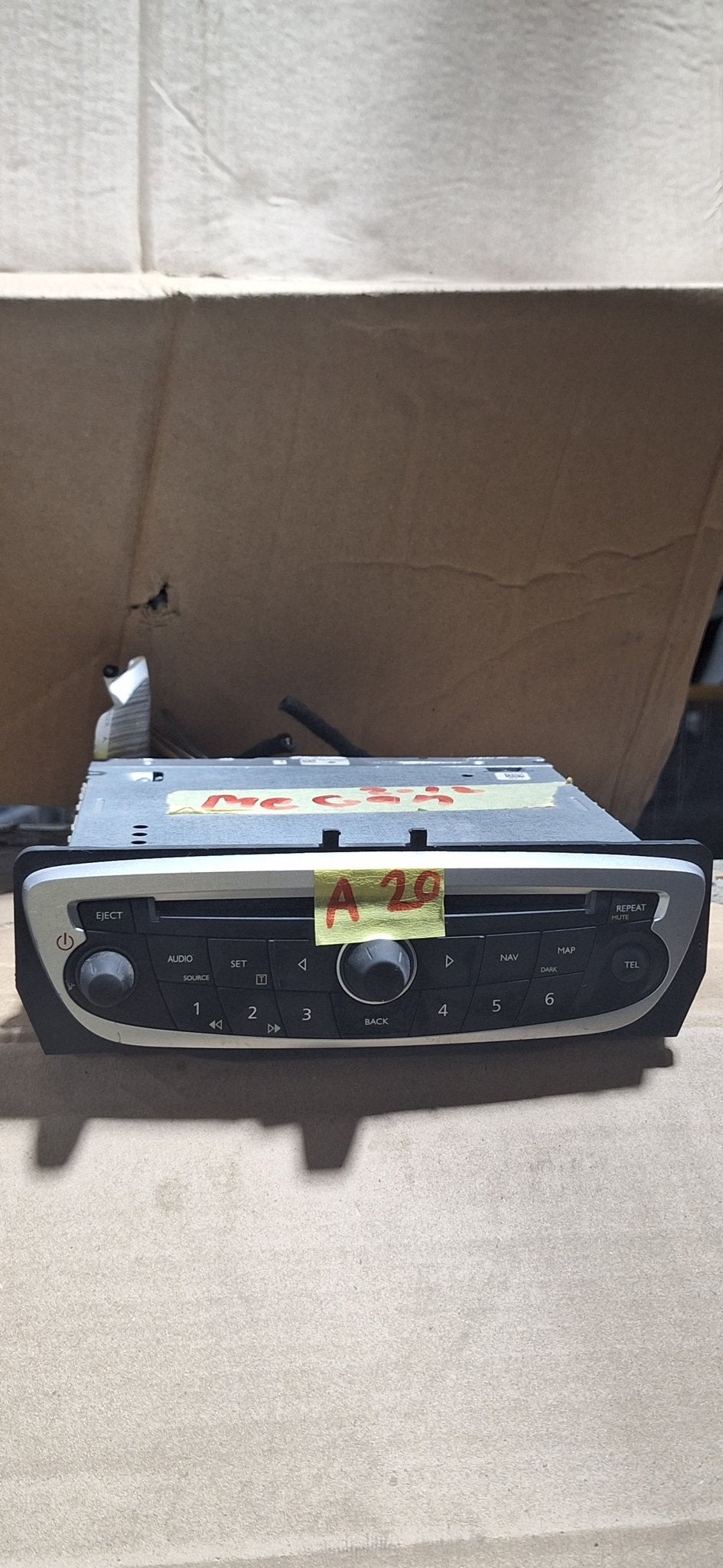 Originele Renault Mégane Autoradio CD-speler (Bouwjaar 2012), Autos : Divers, -, Utilisé, -, -