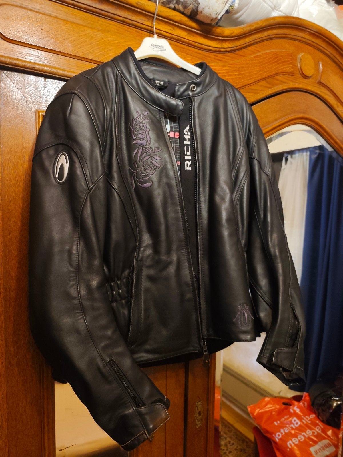 Nieuwe RICHA MOTORVEST EN  HELD MOTORBROEK. VOOR DAMES!, Motoren, Ophalen, Dames, RICHA