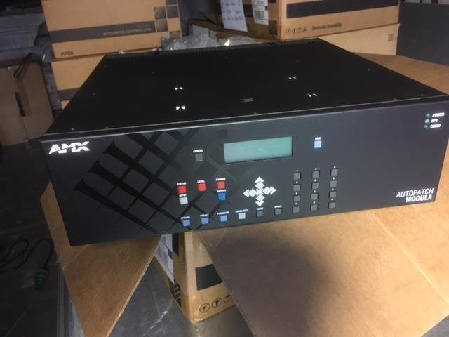 521. AMX Matrix Switchers FGP34-1632-110, TV, Hi-fi & Vidéo, Enlèvement ou Envoi, Neuf