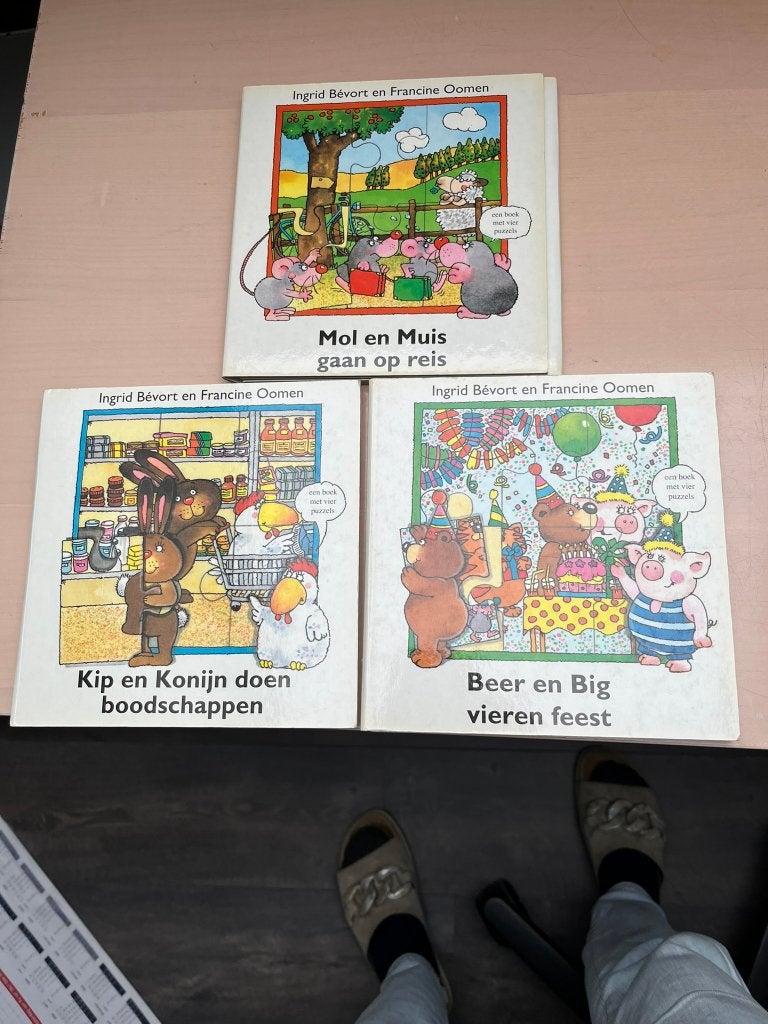 Drie voorlees -en puzzelboekjes, Ophalen, Minder dan 10 stukjes, Zo goed als nieuw, 2 tot 4 jaar