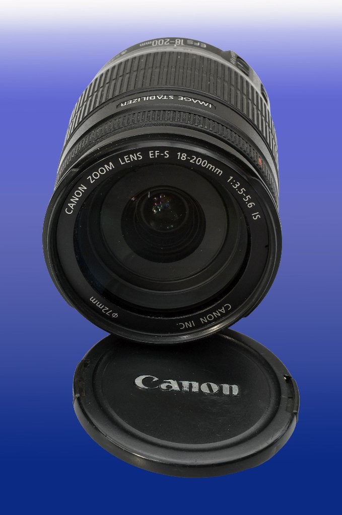 CANON EF-S 18-200 mm ou 3,5-5,6 IS, Enlèvement ou Envoi, Comme neuf, Zoom