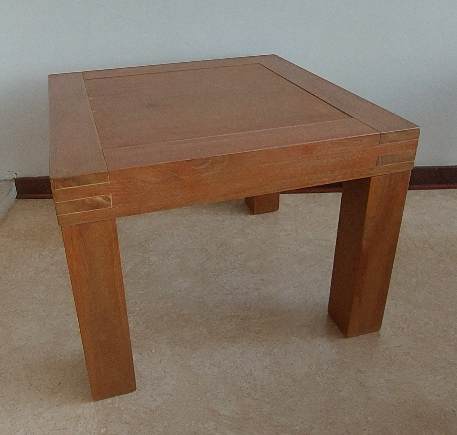 Table en tek 60x60x45, Enlèvement