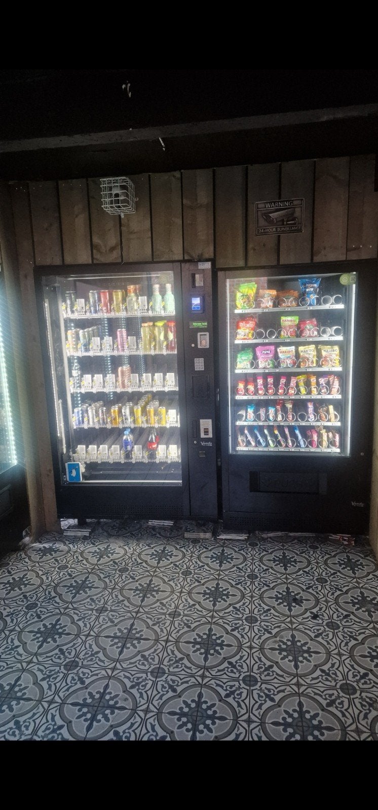 vendo drank en snackautomaat, Enlèvement