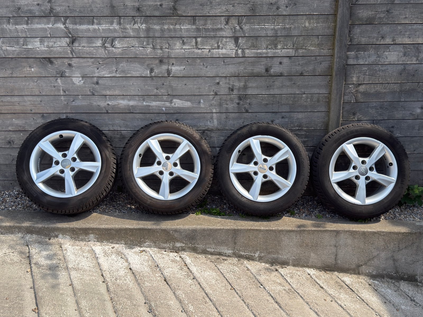 4 jantes audi OEM (pneu neige neuf ), Enlèvement, 16 pouces, Jante(s)