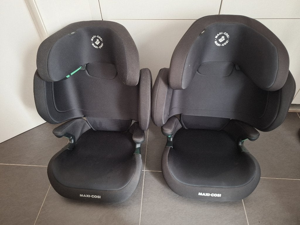 Autostoel Maxi cosi, RodiFix, i-Size (2 exemplaren), Ophalen, Autogordel of Isofix, Verstelbare rugleuning, Zo goed als nieuw