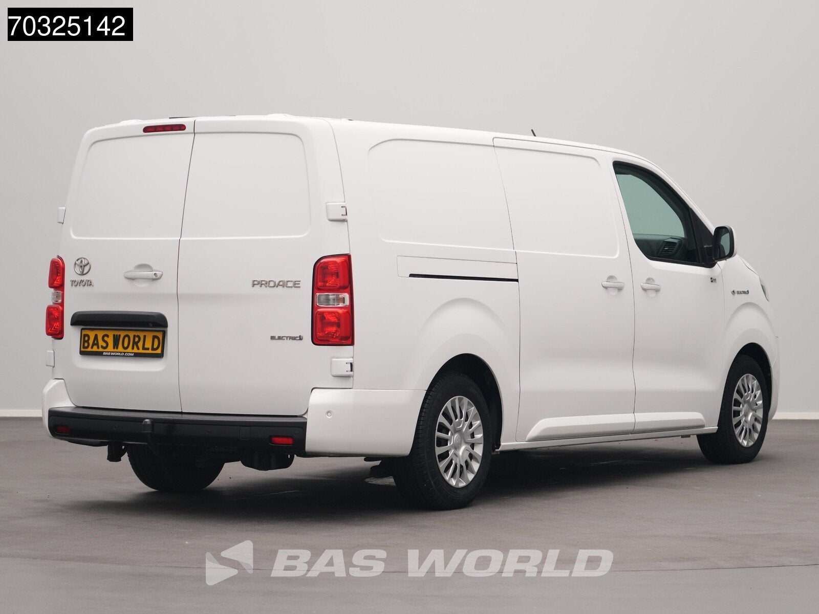 Toyota ProAce Electric 136pk Long Range 75kWh 345km WLTP L3H, Stof, Gebruikt, 136 pk, Wit