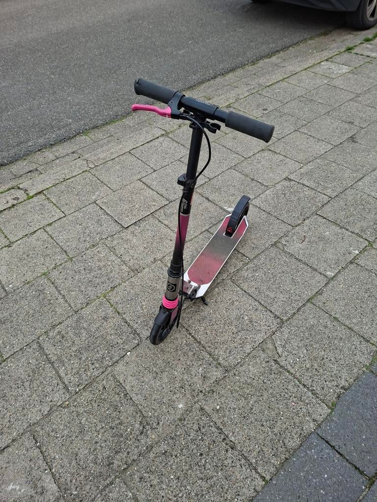 Opplooibare step, Ophalen, Zo goed als nieuw, Gewone step, Oxelo (Decathlon)