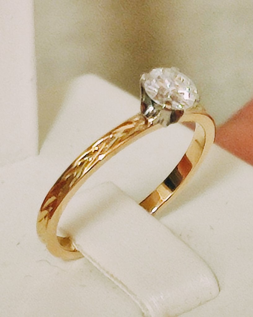 Solitaire ring met diamant 036kt D/SI1, Certificaat ALGT, Geel, Ophalen of Verzenden, Zo goed als nieuw, Met edelsteen