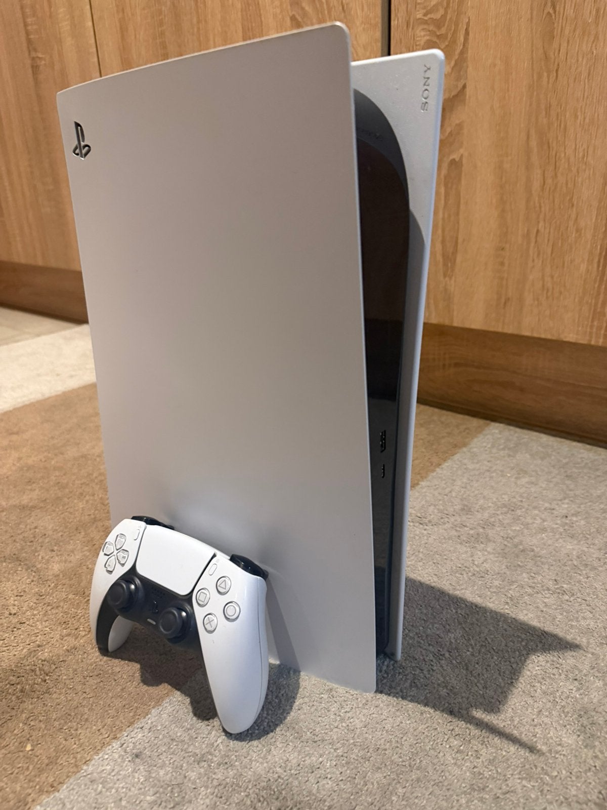 PS5 667,2GB – 4 games + controller + kabels, Ophalen, Gebruikt, Playstation 5