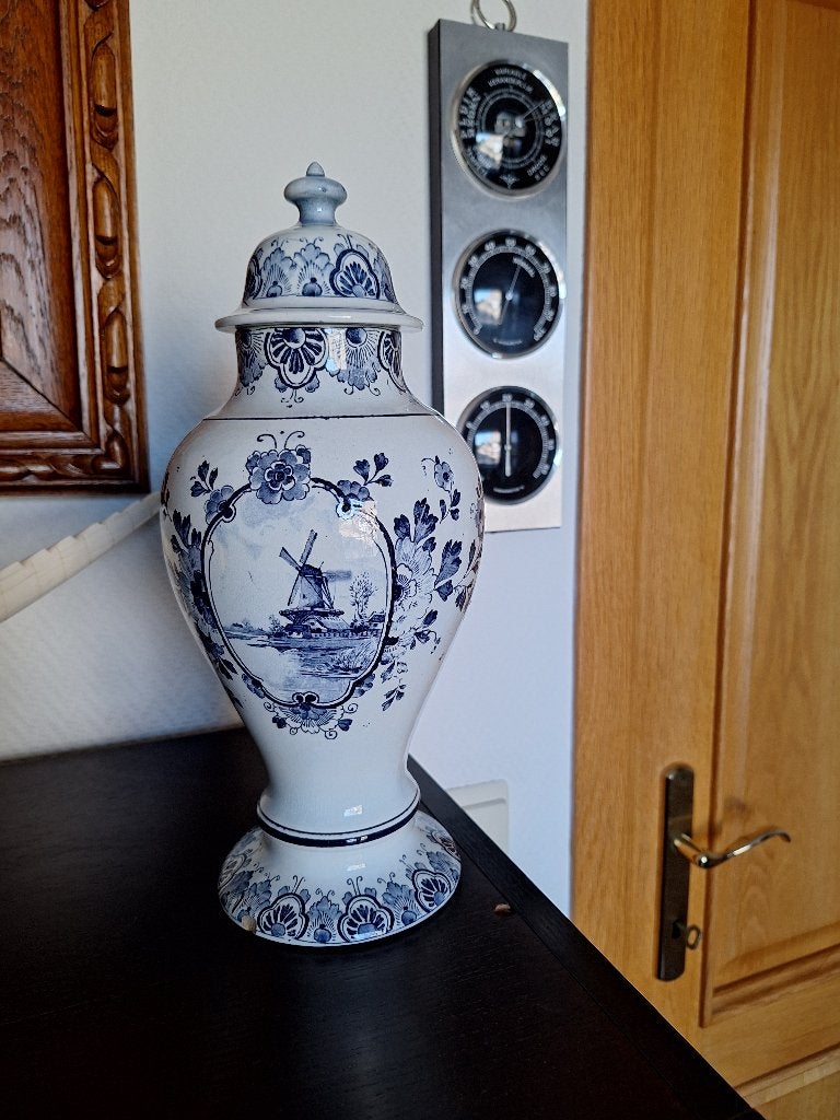 Delfts blauw vaas, Ophalen