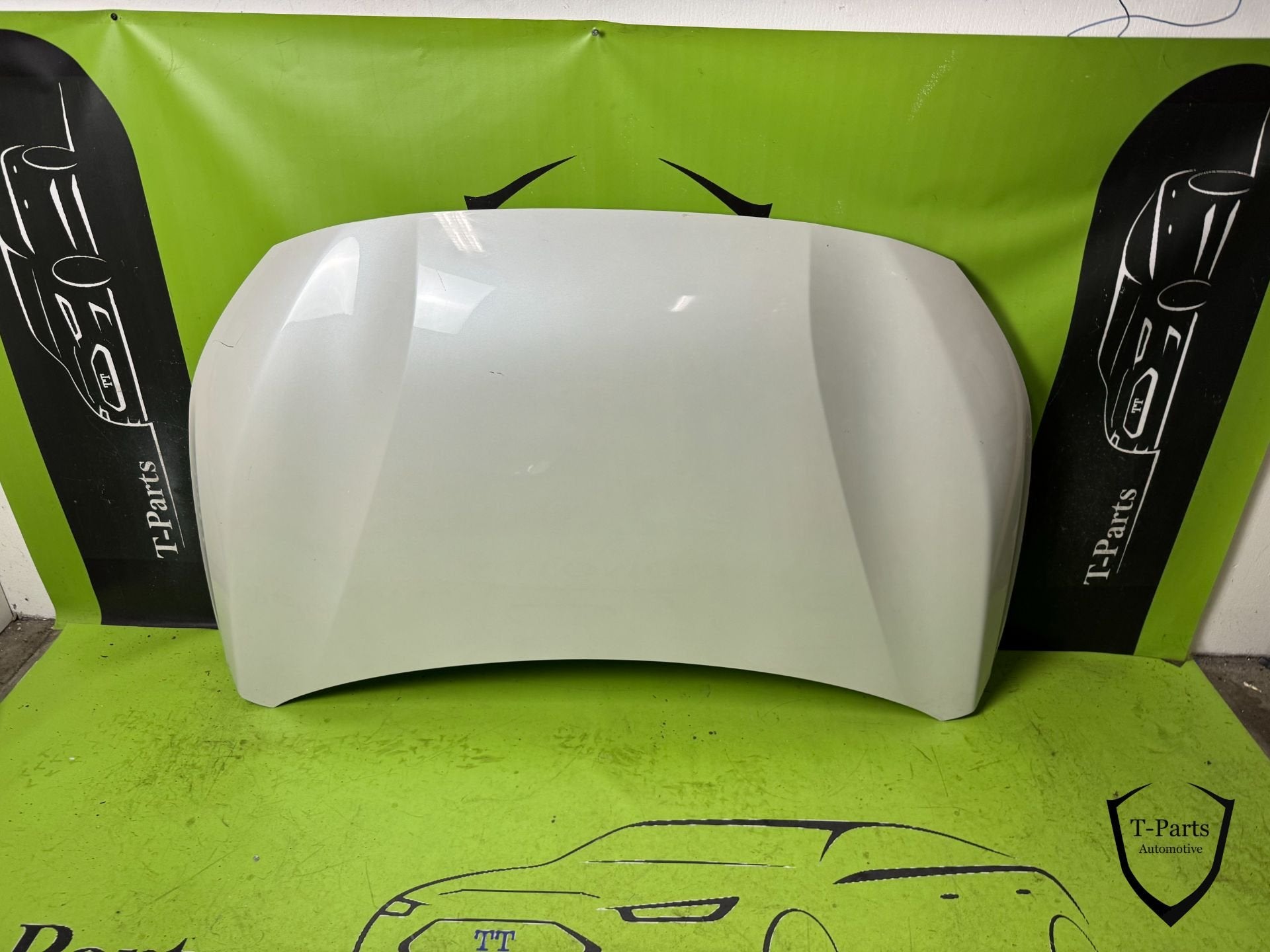 Peugeot 208 motorkop 2019+ Aluminium 9827576880, Taurusavenue 1
2132 LS  Hoofddorp, NL, Contact.group@renault.com, Stellantis N.V.