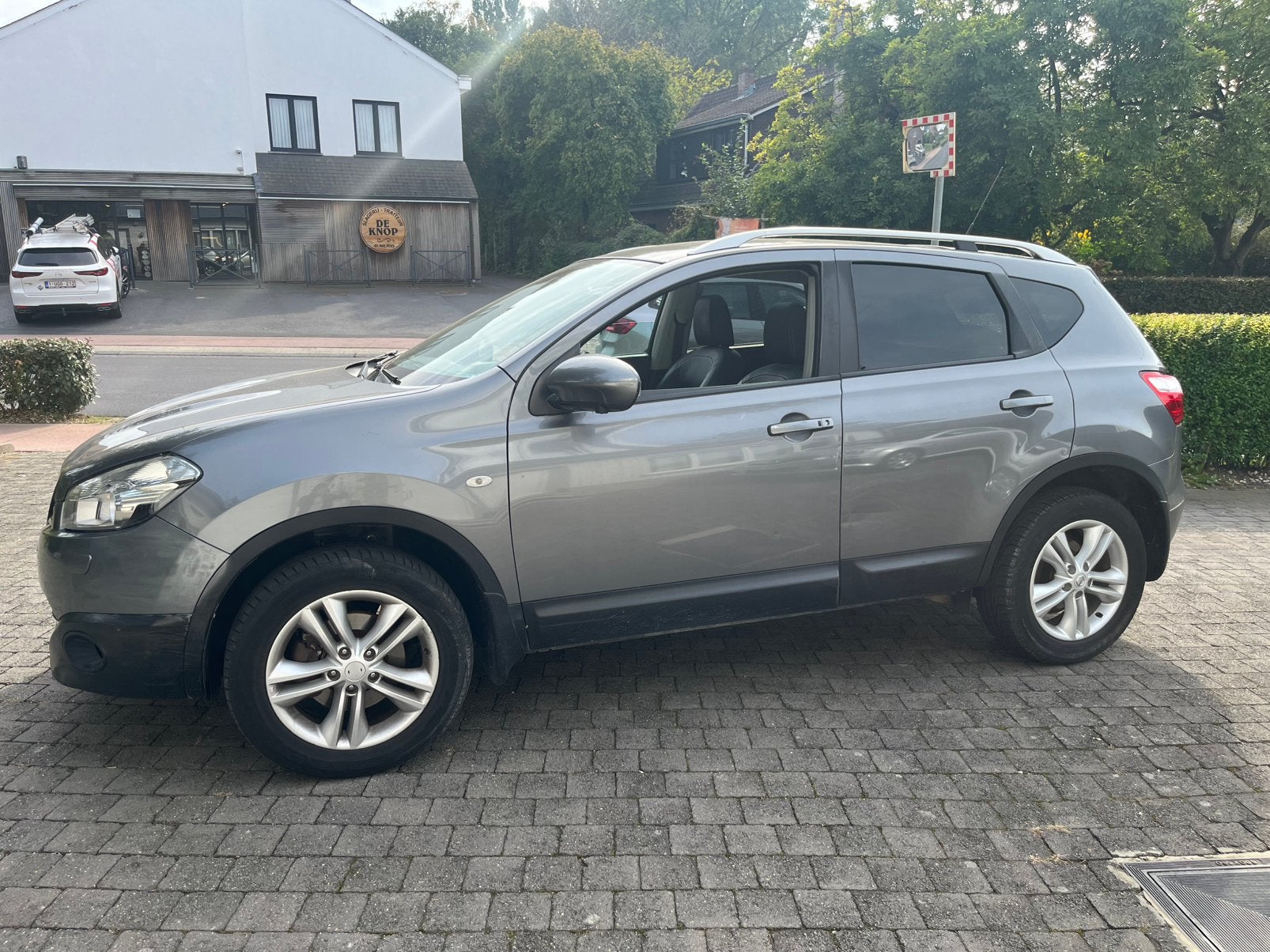 Nissan qashqai 1.6 dci 115000 km‼️DEGATE CARROSSERI‼️11/2012, Auto's, Euro 5, Zwart, 4 cilinders, Leder