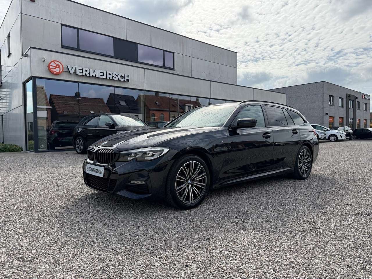 BMW 320 Touring 320eAS PHEV*M-PACK*TREKHAAK*LEDER*APPLE-CAR, Auto's, 0 min, 0 kg, Zwart, 120 kW