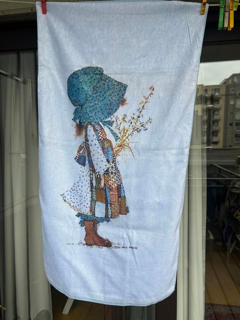 Handdoek Holly Hobbie Santens 88 x 48cm NIEUW, Ophalen, Nieuw, Handdoek