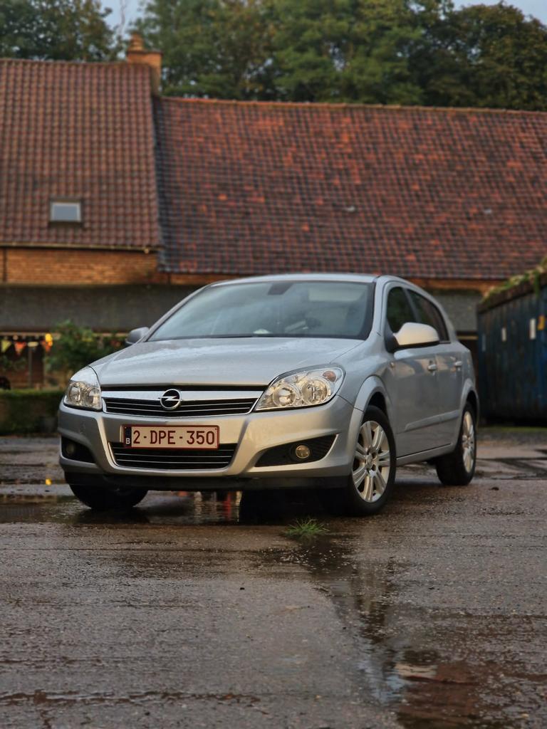 Opel astra start maar rijdt niet/onderdelen/export, Auto's, Particulier, Te koop, Astra