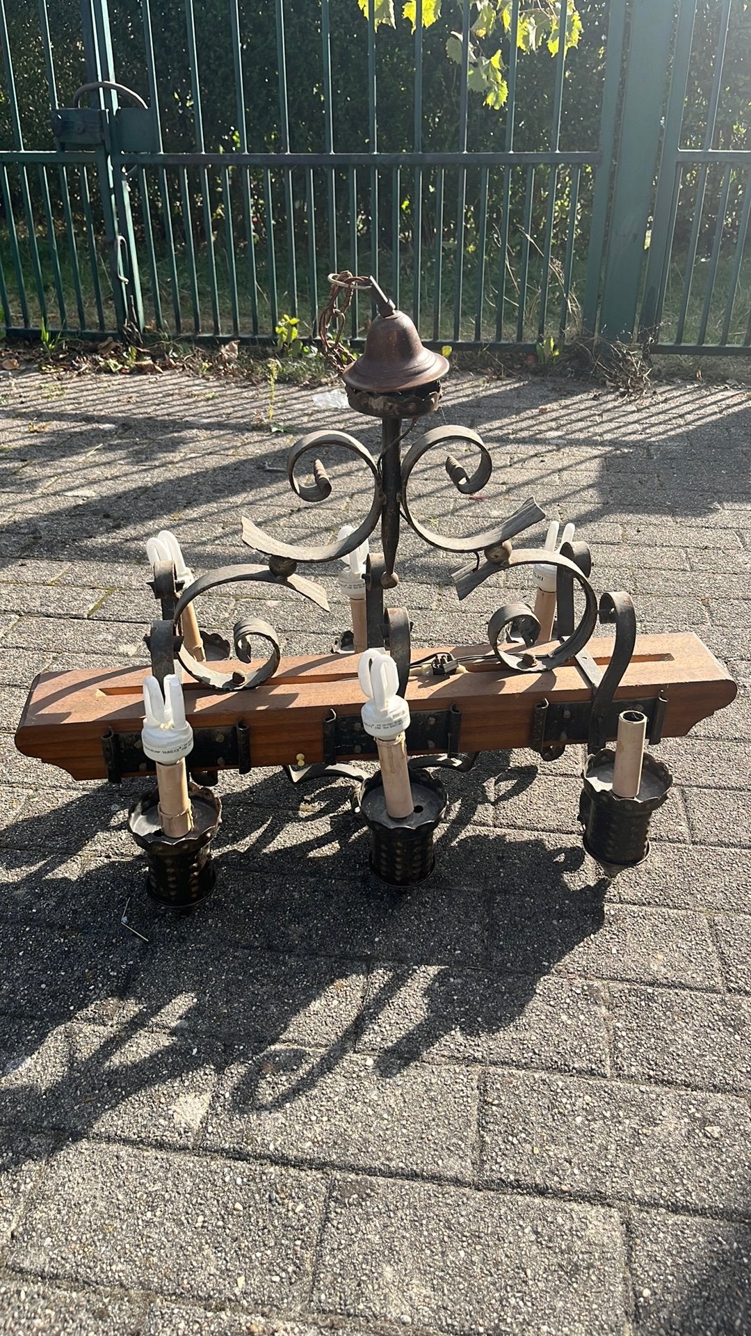 Beau vieux lustre chaine et fer forgé, Antiquités & Art, Enlèvement
