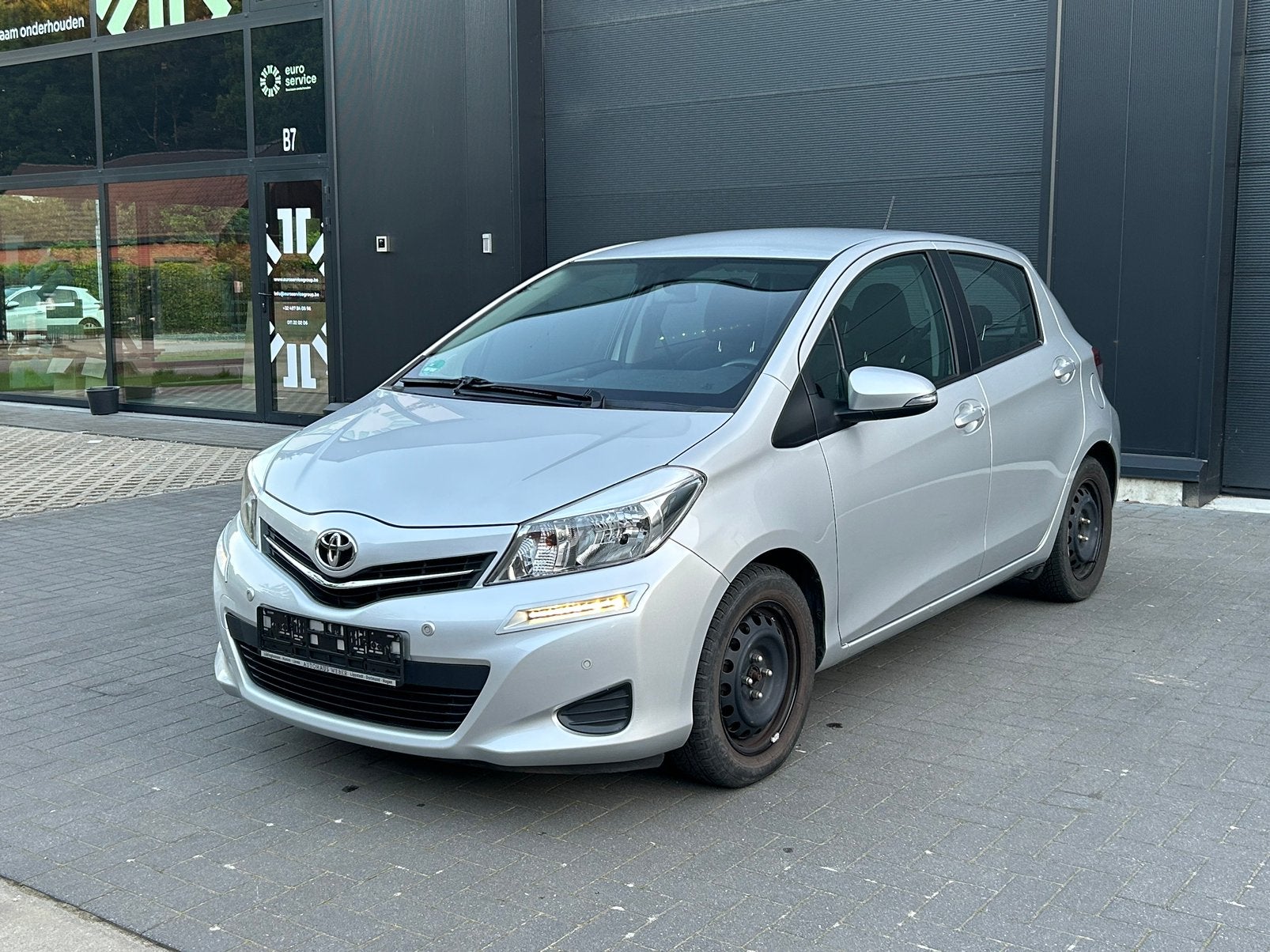 Toyota Yaris 1.3i | 66 DKM | Boîte automatique | PDC | OHB, Achat, Entreprise, Automatique, Yaris