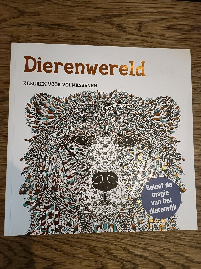 Dierenwereld kleurboek voor volwassenen - Strengholt, nieuw, Hobby en Vrije tijd, Ophalen, Nieuw, Papier, Schets- of Tekenboek