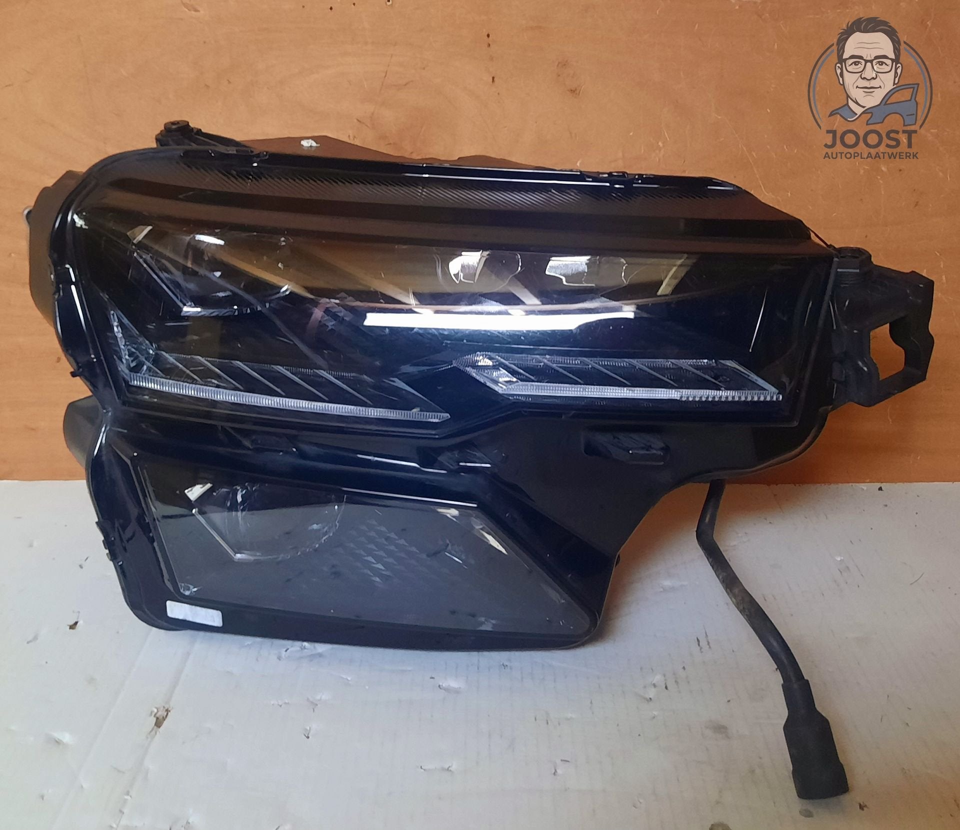Koplamp LED orgineel Skoda Karoq FL v.a 2019 57B941036B, Enlèvement ou Envoi, Origine de la pièce connue, Utilisé, Skoda