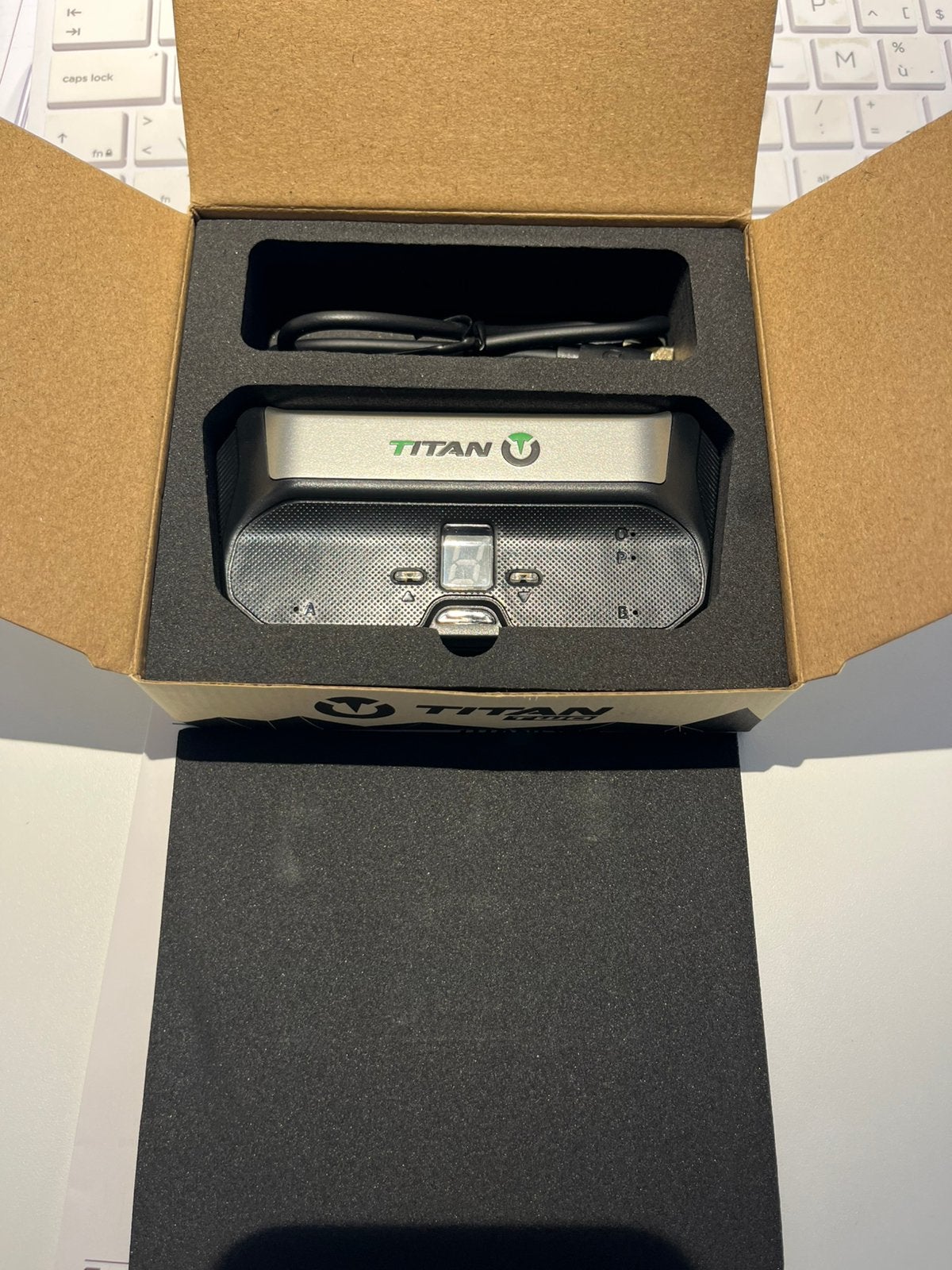 Titan two controller adapter, Enlèvement, Neuf