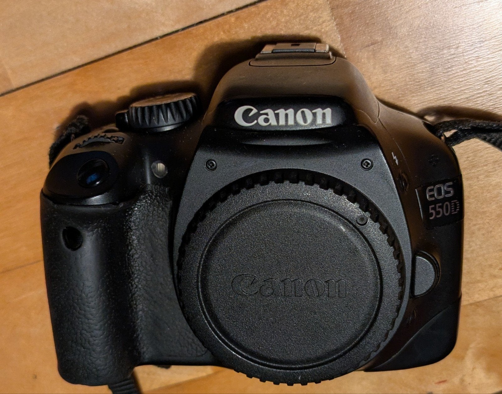 Boîtier Canon EOS 550D, 18 mégapixels, Enlèvement ou Envoi, Canon, Utilisé