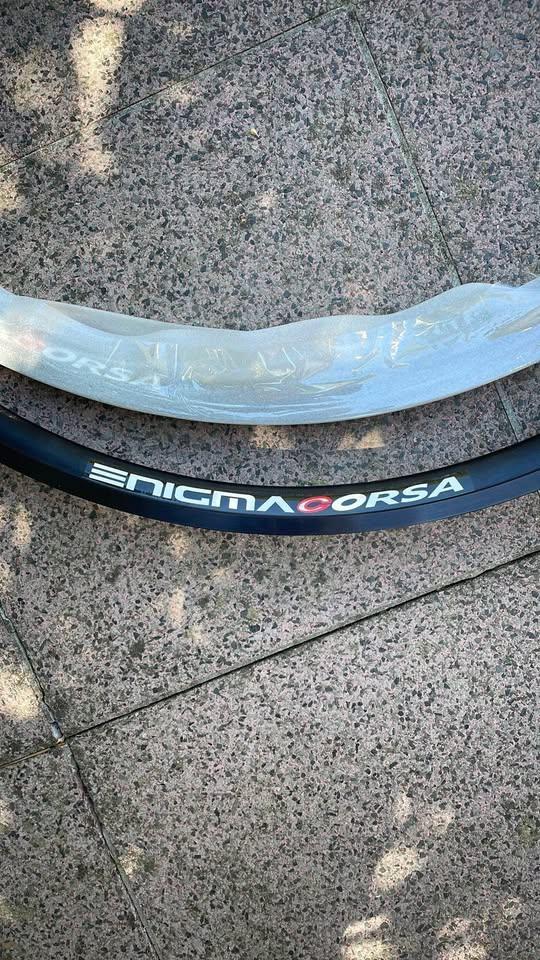 [LOT DE 10] Cerclages de roues ENIGMA CORSA (Neufs), Enlèvement ou Envoi, Neuf, ENIGMA
