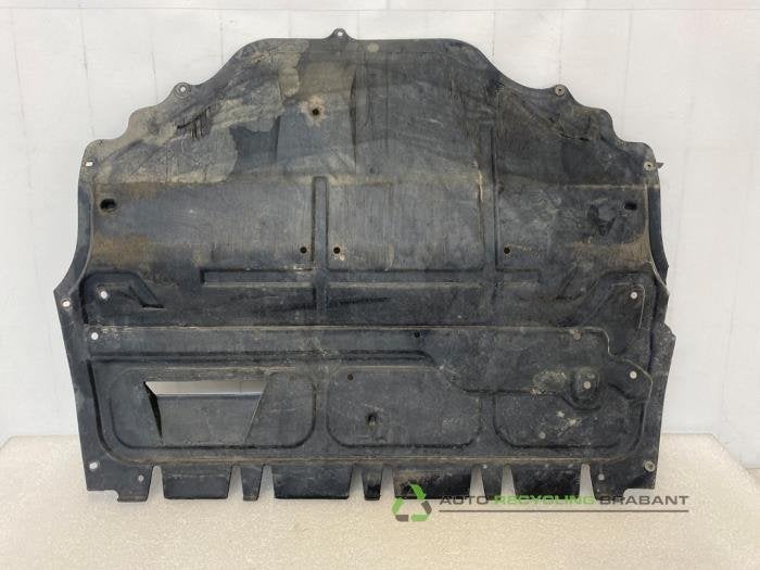 Plaque de protection sol d'un Volkswagen Polo, Volkswagen, -, Utilisé, -
