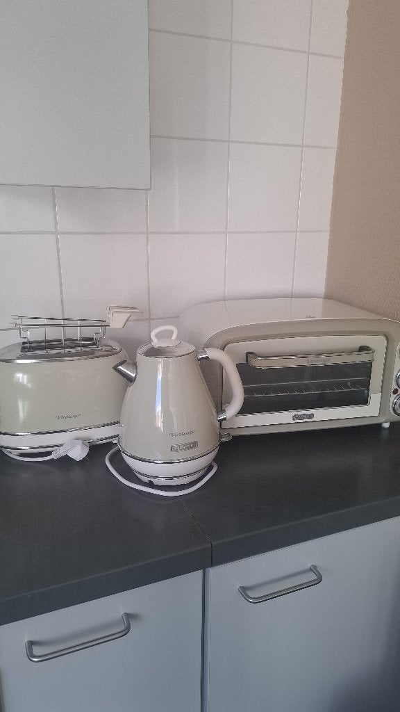 Landelijle keukenset minioven toast waterkoker, 1 tot 2 liter, Ophalen, Zo goed als nieuw
