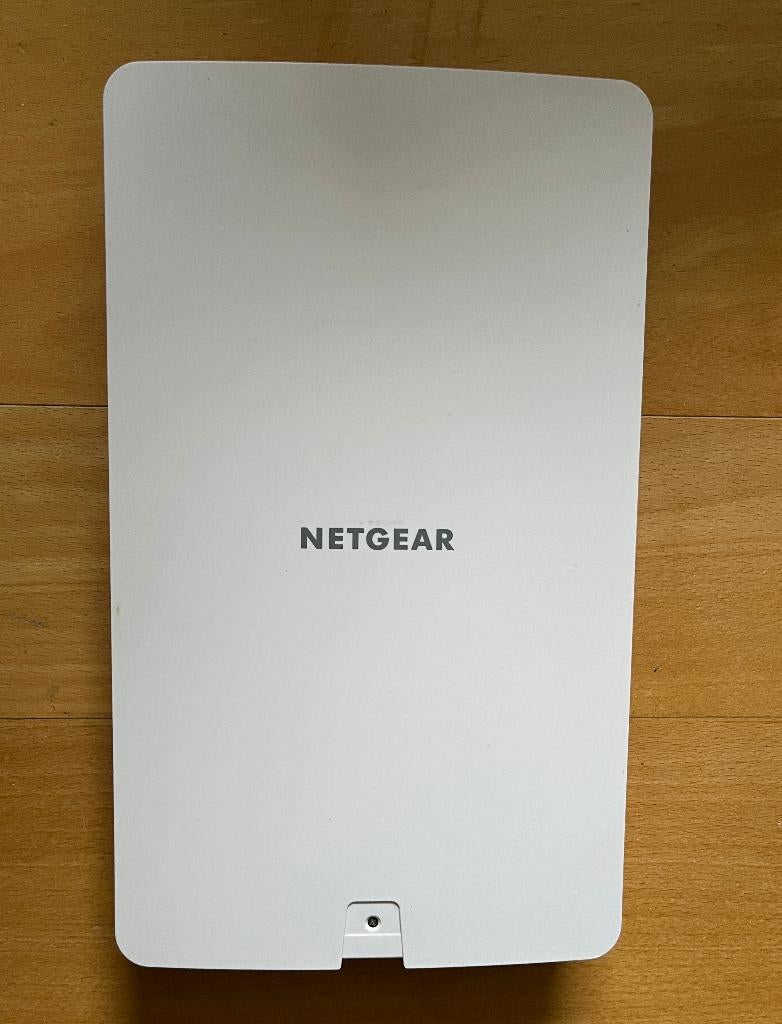 Netgear Insight Outside Access Point WAX610Y, Computers en Software, Accesspoints, Gebruikt, Ophalen of Verzenden