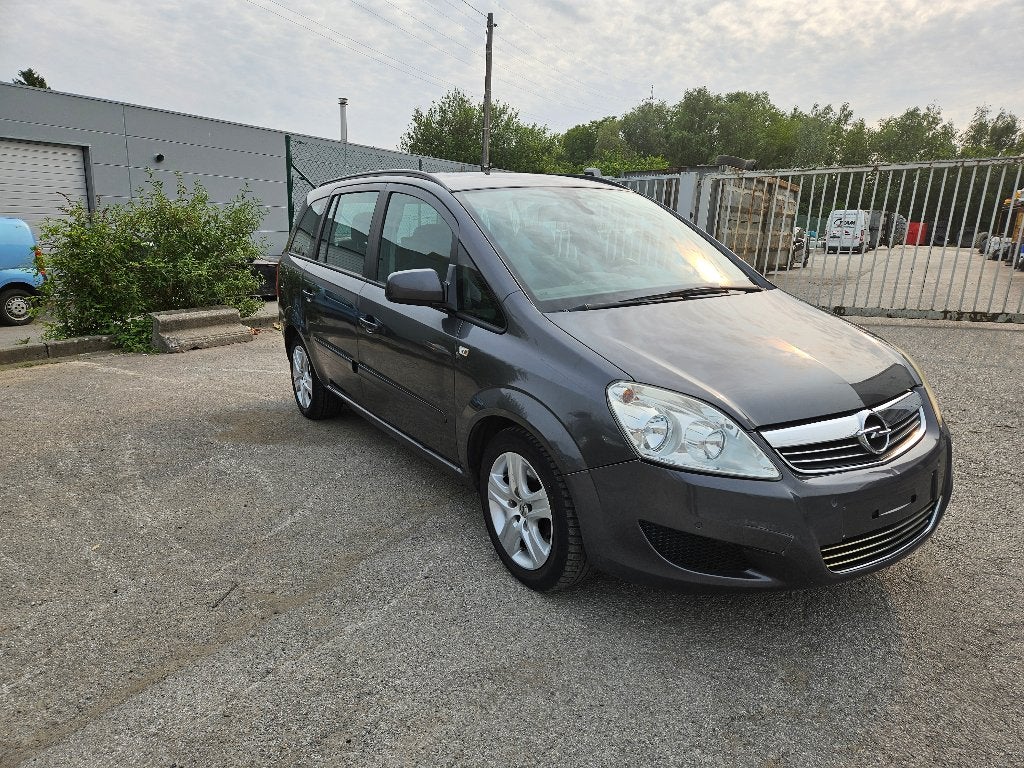 Opel zafira 1.7cdti 2010 clim 200mkm 7place tb.état, Autos, Opel, Argent ou Gris, Achat, 7 places, Boîte manuelle