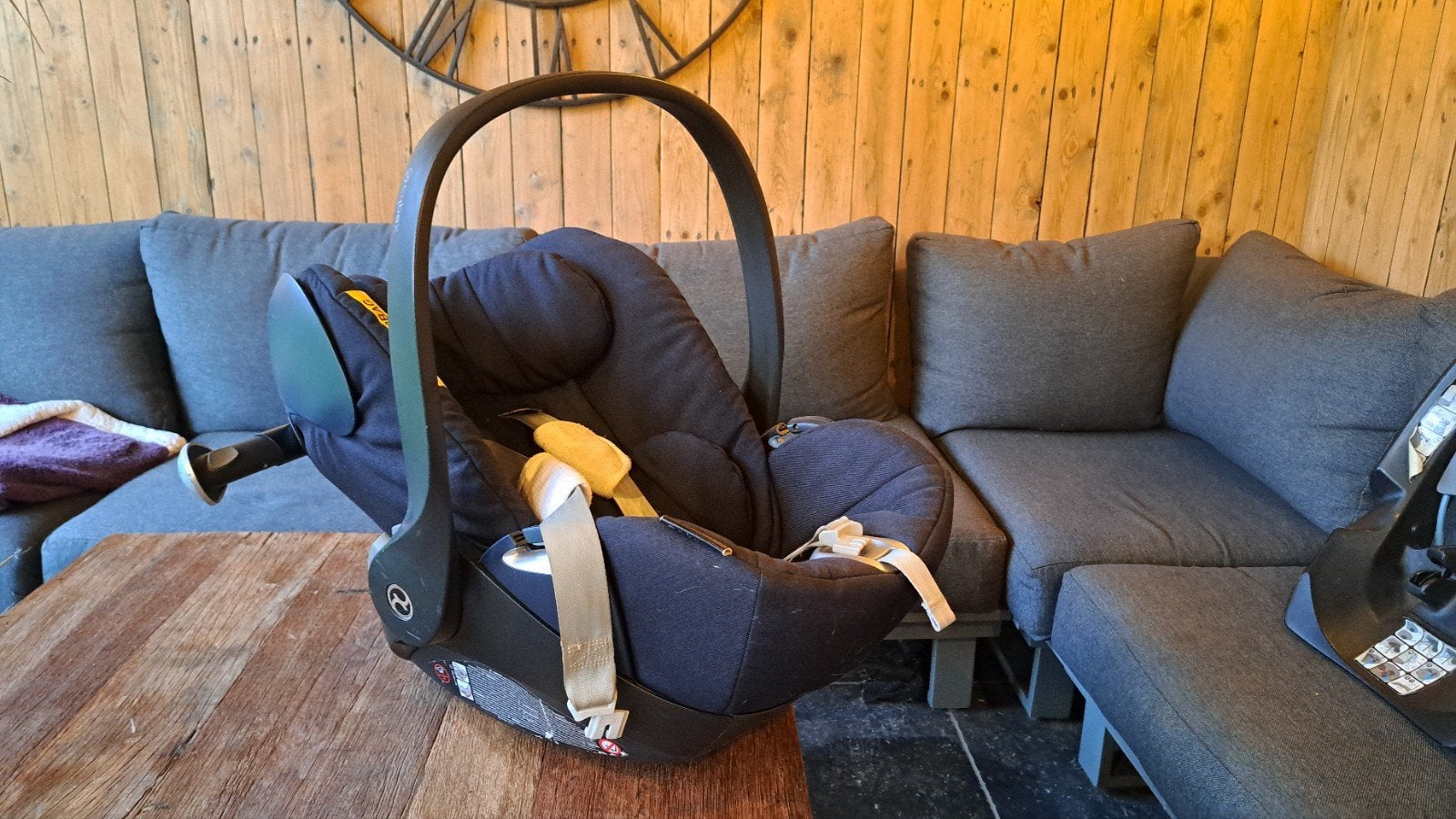 Cybex Aton Maxi-Cosi + 2 Cybex Base-Fix ISOFIX bases, Ophalen of Verzenden
