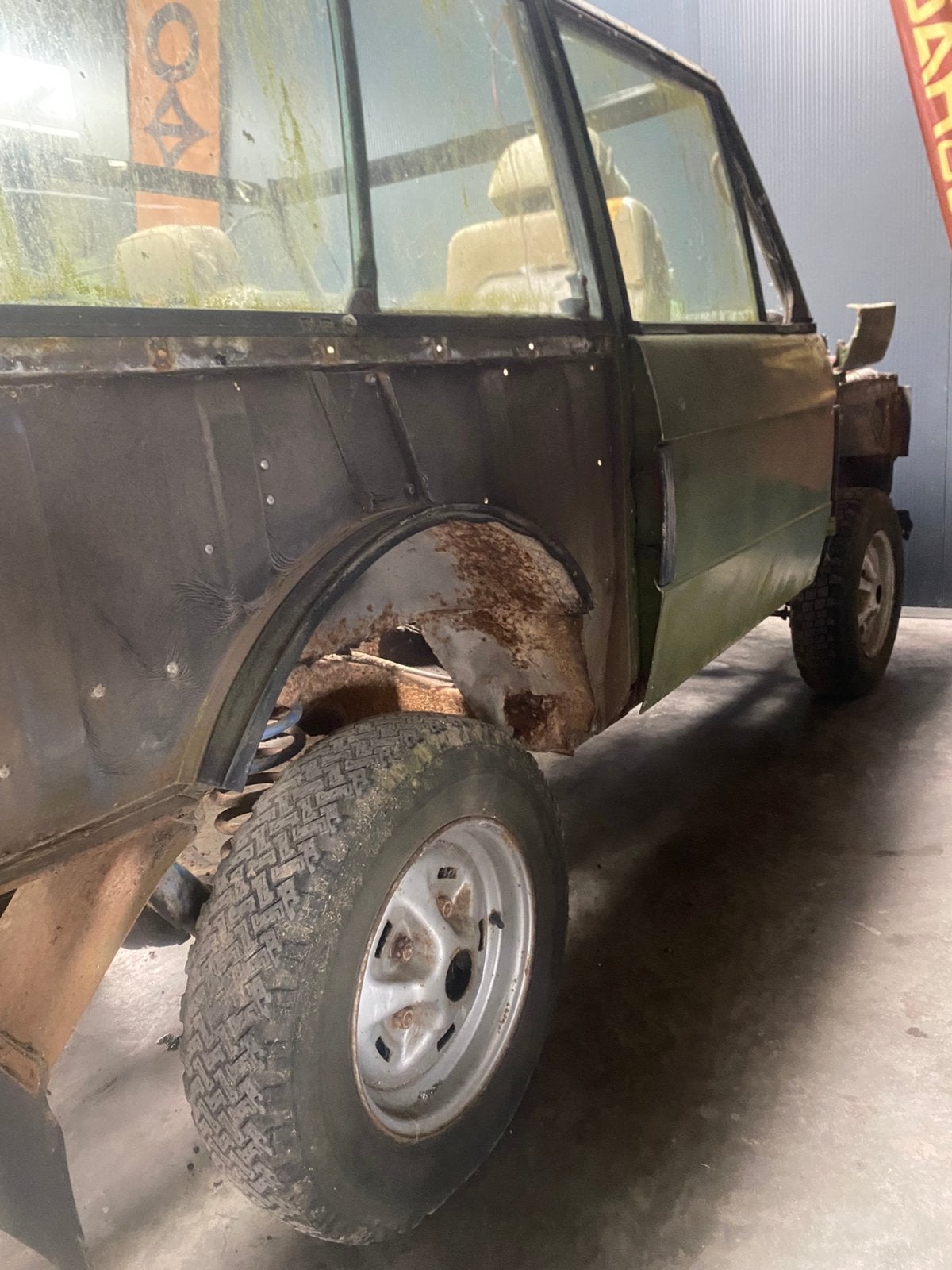Epave Range Rover 1981, Auto's, Land Rover, Particulier, Range Rover, Te koop, Benzine