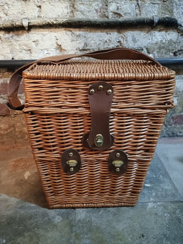 Panier pique-nique, Hobby & Loisirs créatifs, Paniers de pique-nique, Enlèvement, Comme neuf