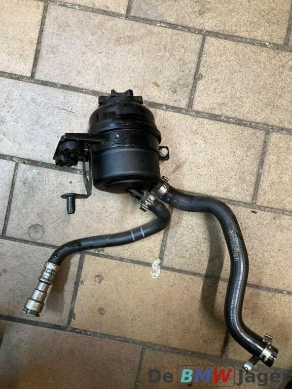 Oliefilter BMW 1-serie E81 E87 E88 E90 E91 E92 32416851218, Enlèvement ou Envoi, Utilisé, BMW, BMW