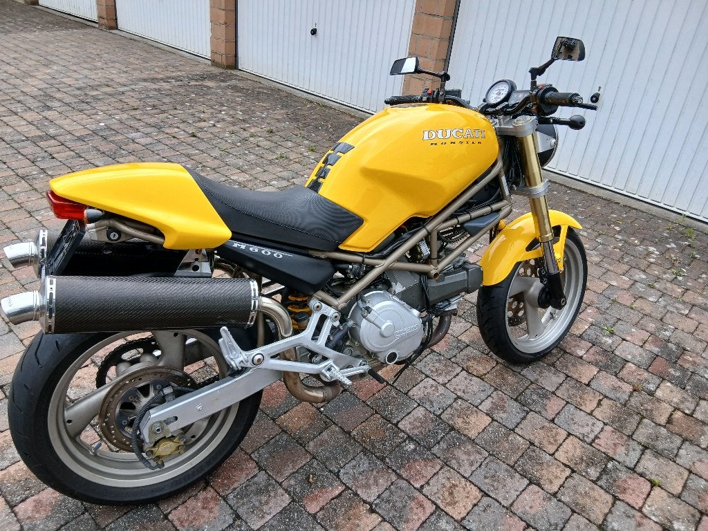 Ducati monster 600