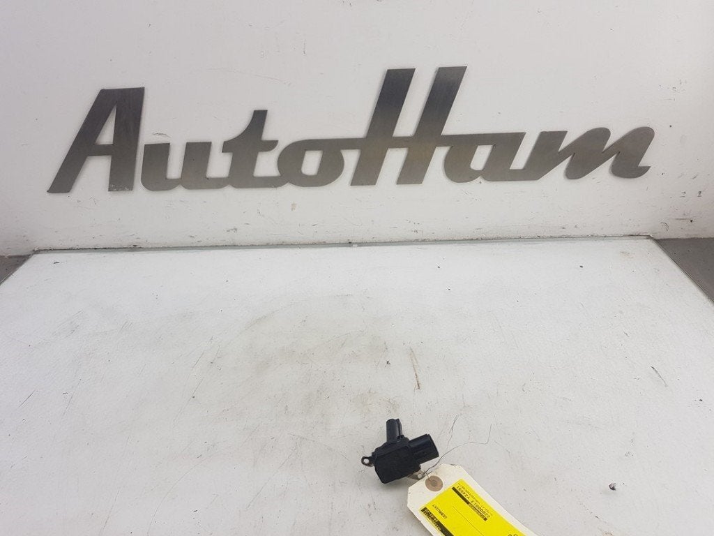 DÉBITMÈTRE Toyota Yaris III (P13) (|222040V020|), Kundenbetreuung@toyota.de, Toyota, Utilisé, Toyota-Allee 2
50858  Köln, DE