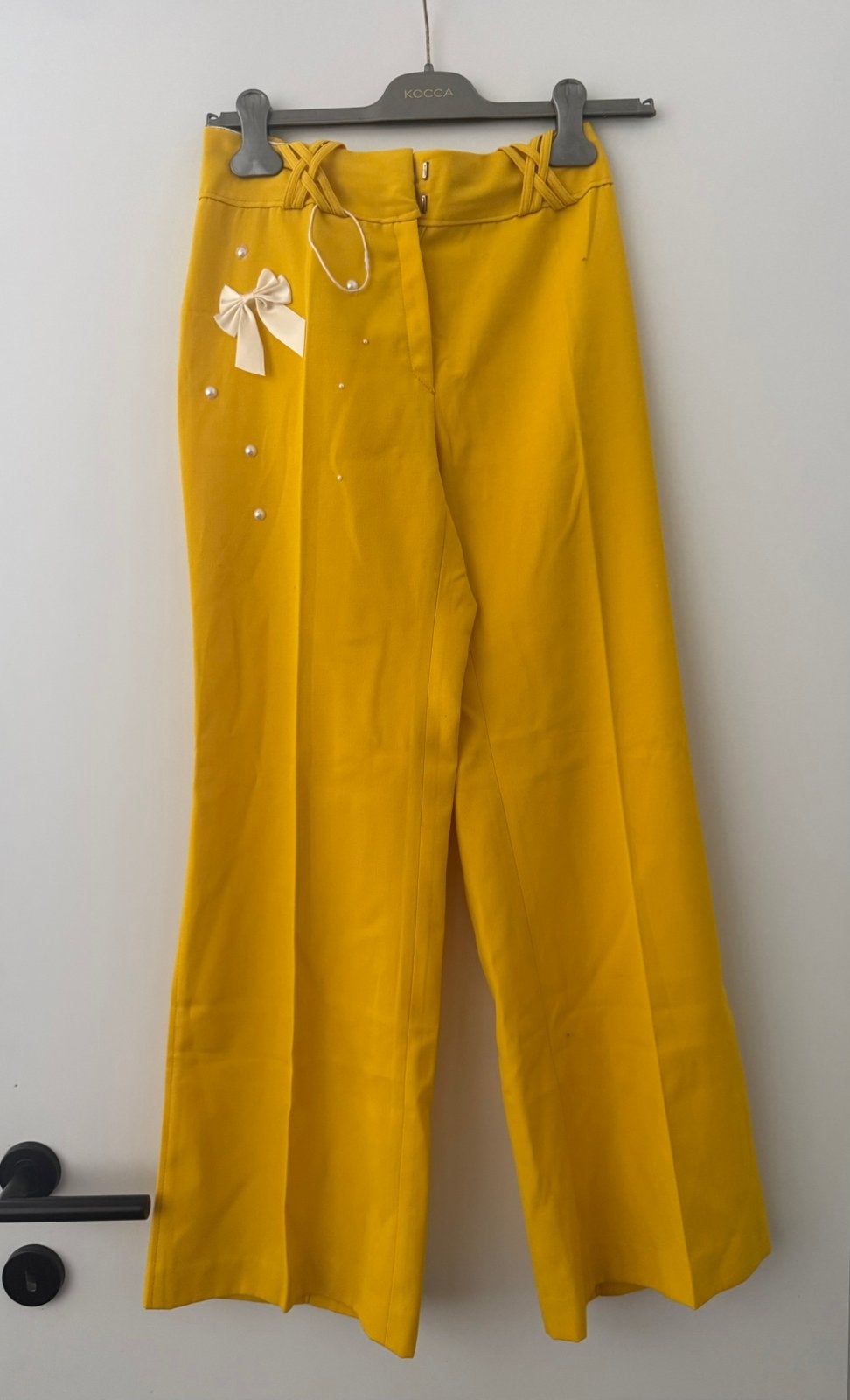 Broek geel maat 170, Kleding | Dames, Ophalen of Verzenden, Zo goed als nieuw, Geel