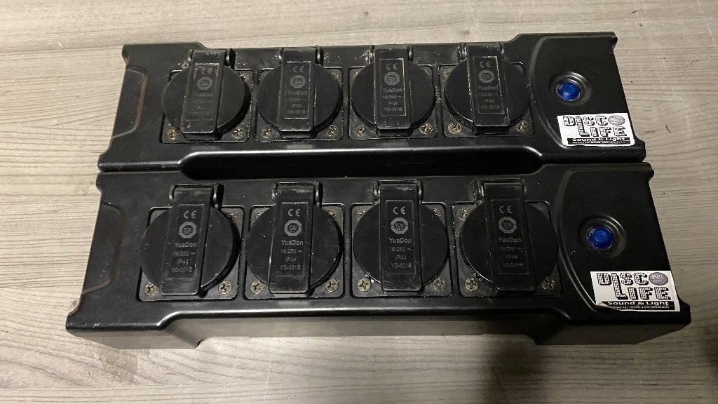 Showtec 90661 - PowerBox 4 In/Out, Muziek en Instrumenten, Ophalen, Zo goed als nieuw, Apparatuur