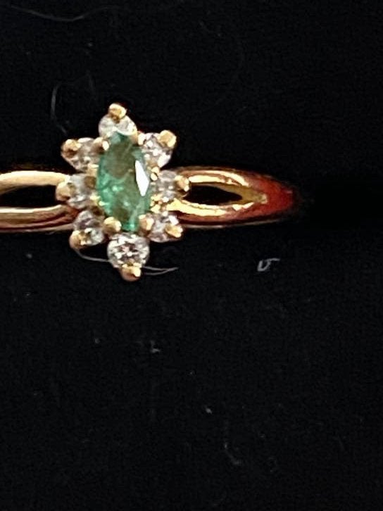 Marquise-ring in 18-karaats gouden smaragd en diamanten, Ophalen, Zo goed als nieuw, Goud, Goud