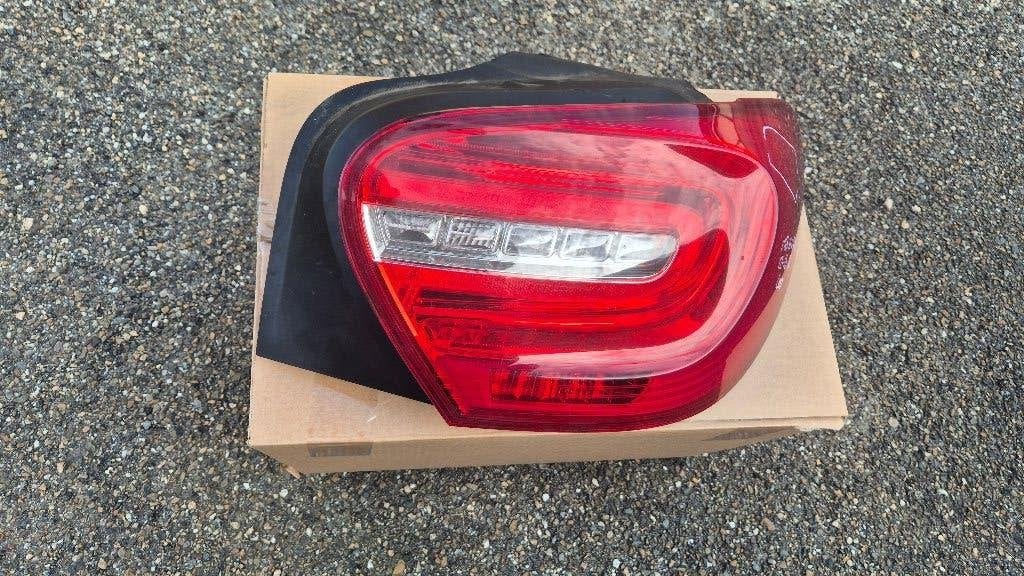 Achterlicht mercedes a klasse rechts achter A176 906 0400, Enlèvement ou Envoi, Utilisé, Mercedes-Benz